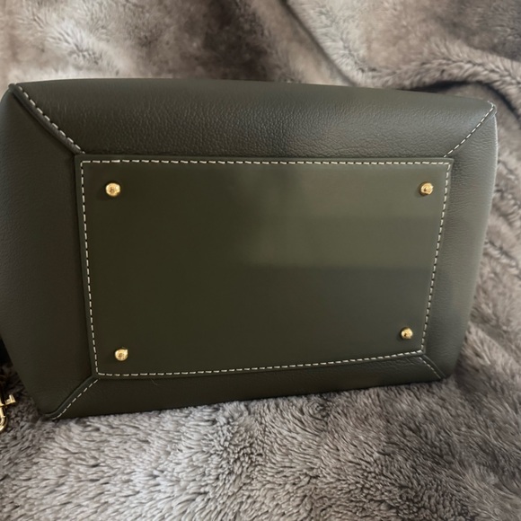 Carolina Herrera Handbag - Picture 5 of 11